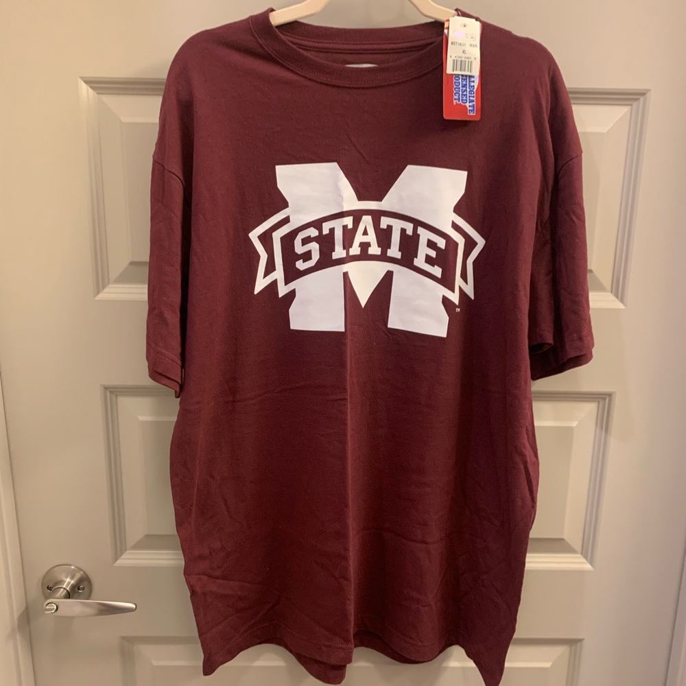 NWT Mississippi State Maroon XL t-shirt